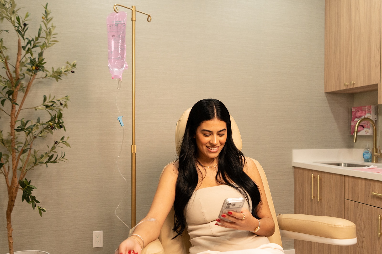 IV Therapy treatment at White Coat Glam Miami